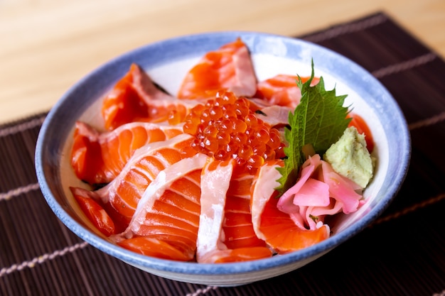 Japans eten zalm don