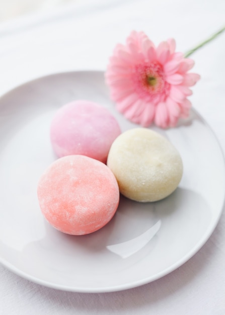 Japans ijs Mochi in rijstdeeg.