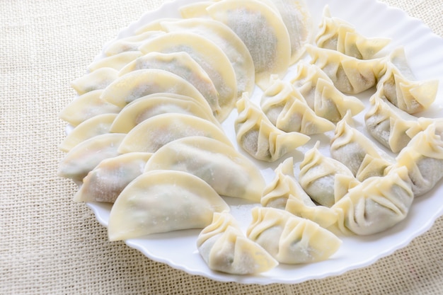 Japanse gefrituurde dumplings