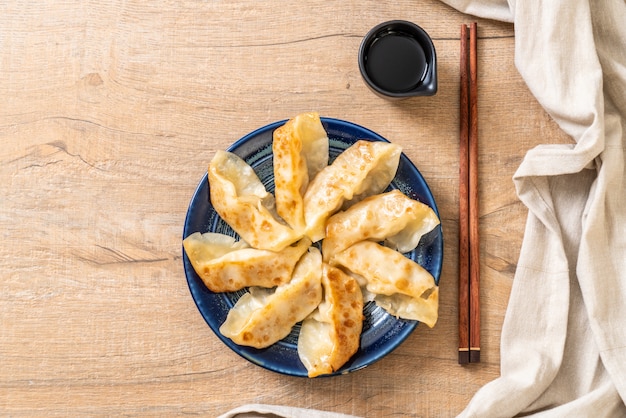 Japanse gyoza of knoedelssnack