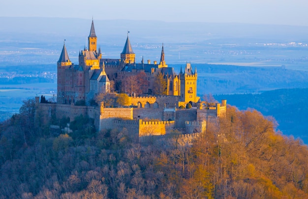 Je kunt genieten van het beste uitzicht op het kasteel van Hohenzollern.