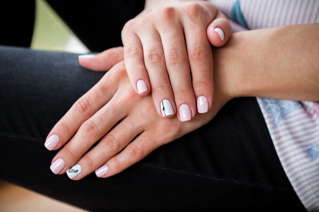 Jeans and a beautiful manicure. Fashion style