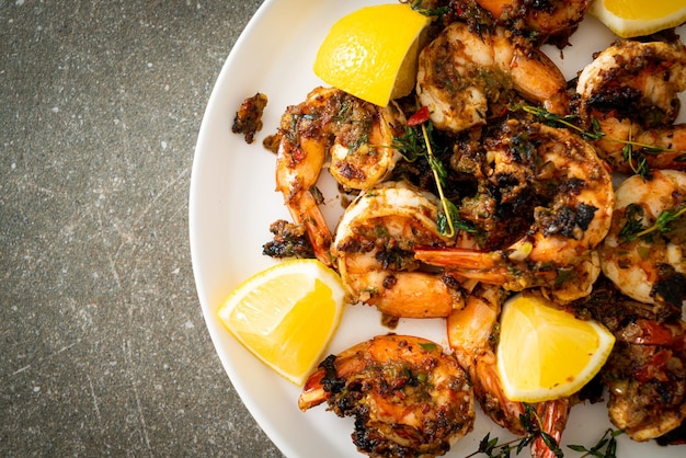 Jerk shrimps or grilled shrimps in Jamaica style