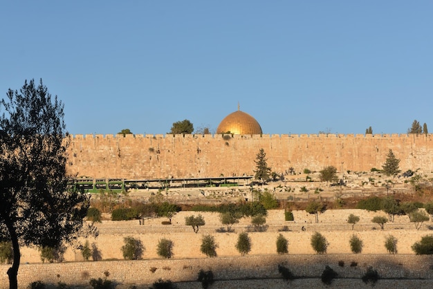 Jerusalem in November the walls of the Old city