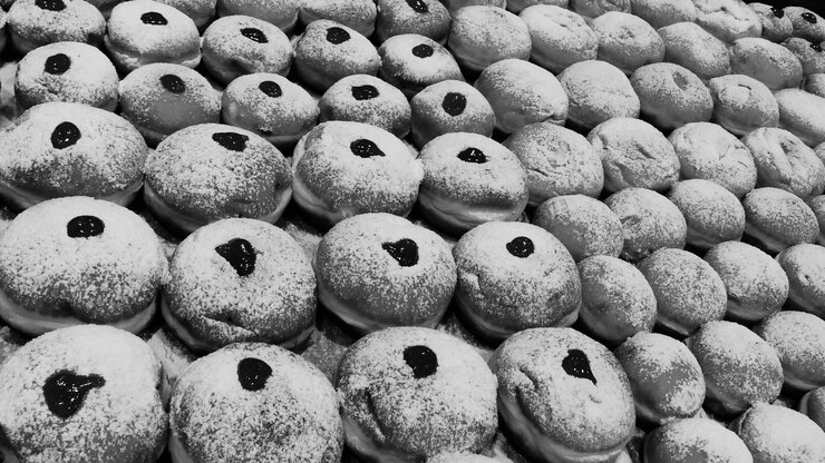 Photo jewish traditional pastries
