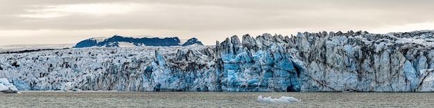 Jokulsarlon-gletsjerlagune in het oostelijke deel van IJsland