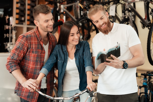 Jong stel Kies nieuwe fiets met Consulent