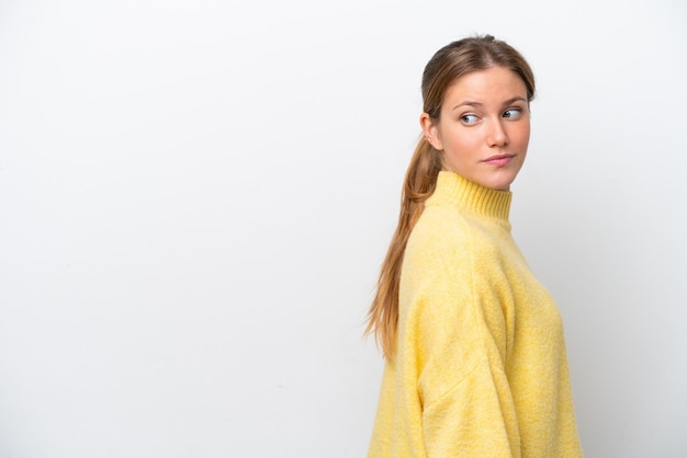 Jonge blanke vrouw geïsoleerd op een witte achtergrond Portrait