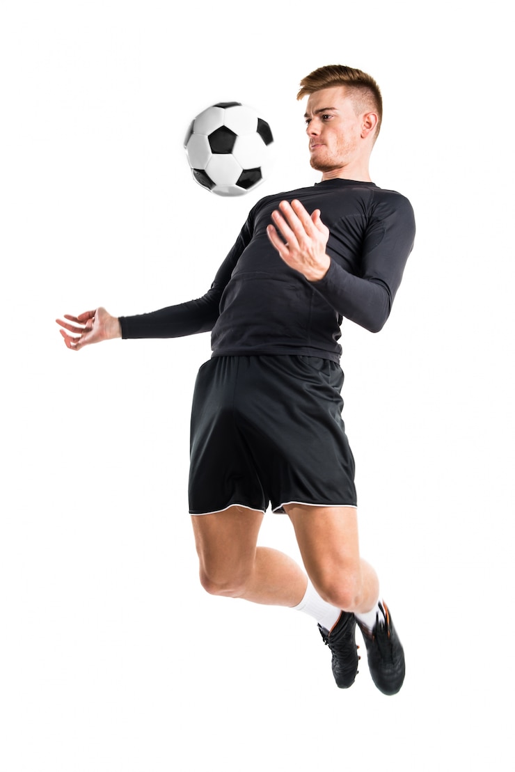 Foto jonge blonde man voetballen