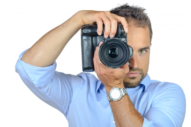 Jonge fotograaf op het werk