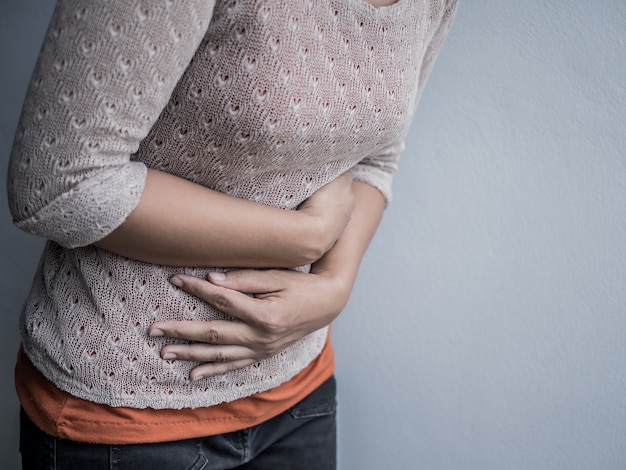 Jonge vrouw met pijnlijke buikpijn. Chronische gastritis.