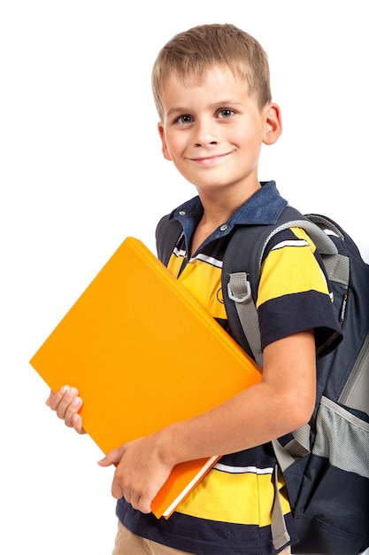 Jongen met boeken geïsoleerd