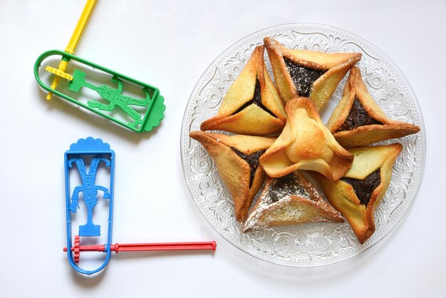 Foto joodse feest purim concept hamantaschen koekjes voor de joodse feestdag