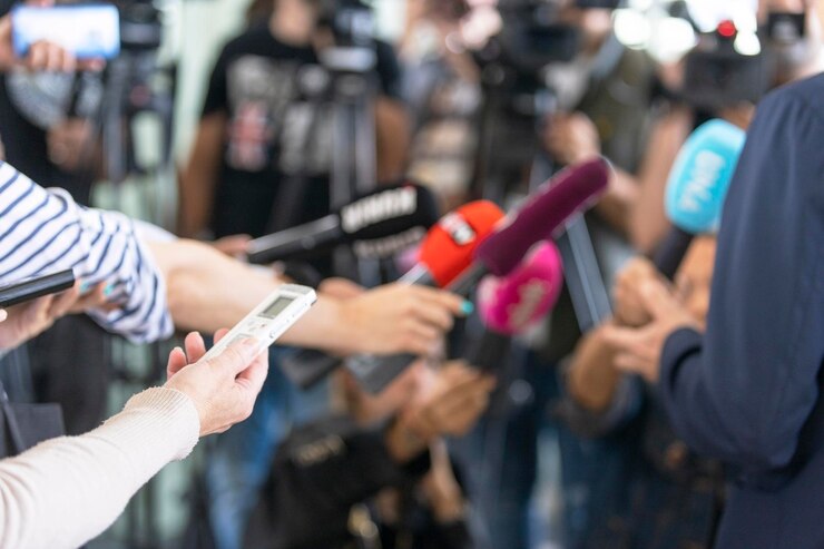 Kooperationen mit lokalen Unternehmen zur Kostensenkung