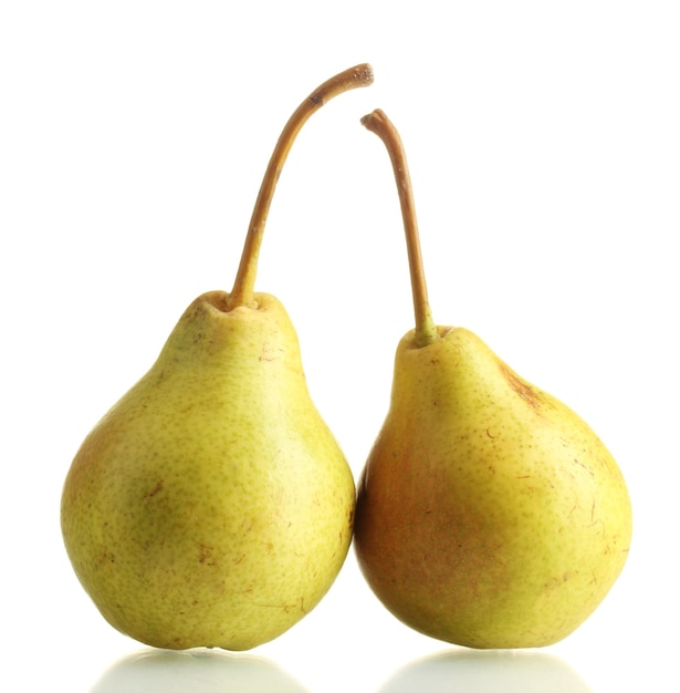 Photo juicy flavorful pears isolated on white