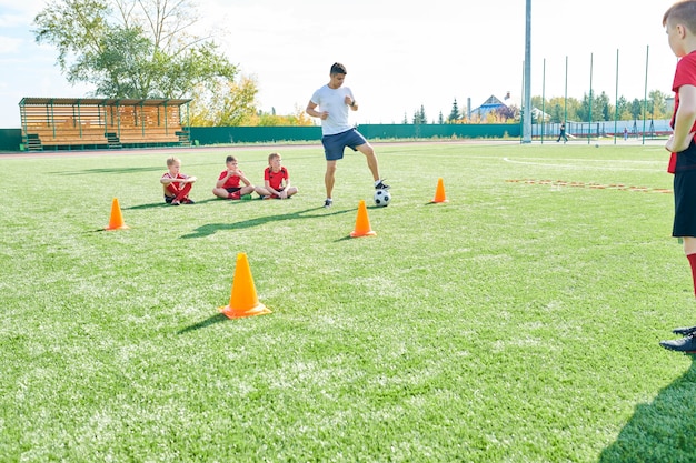 Junior voetbalteam training