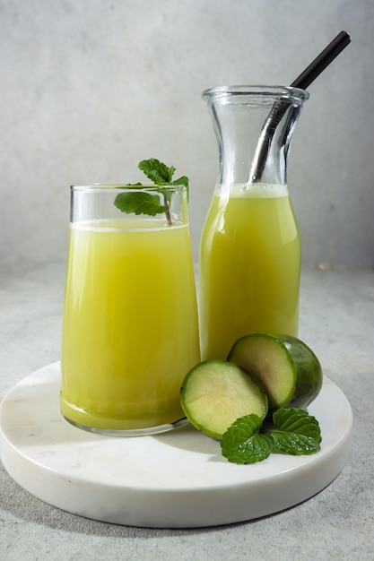 Jus kedondong ambarella or jew plum or kedondong juice in glass