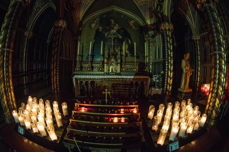 Foto kaarsen in de kerk