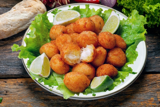 Kabeljauwknoedel Zout Kabeljauwbeignets bunuelos de bacalao Braziliaanse snack bolinho de bacalhau