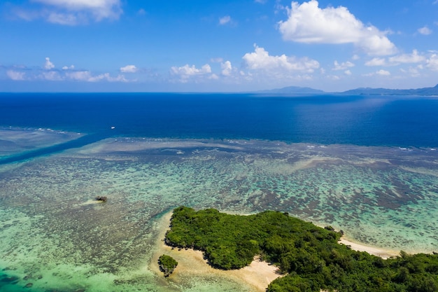 日本の石垣島の川平湾