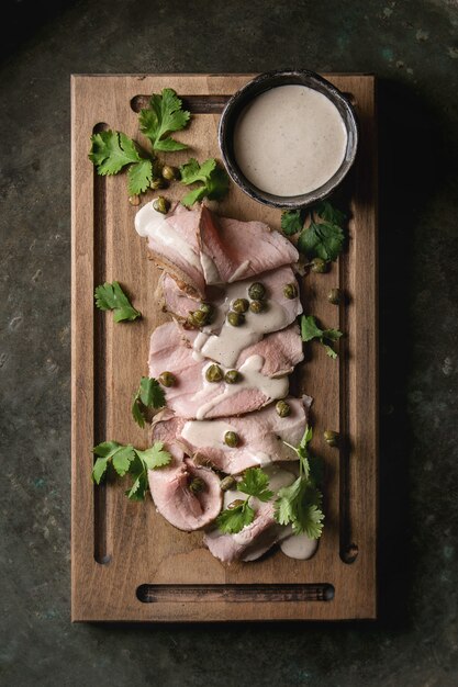 Kalfsvlees met tonijnsaus vitello tonnato