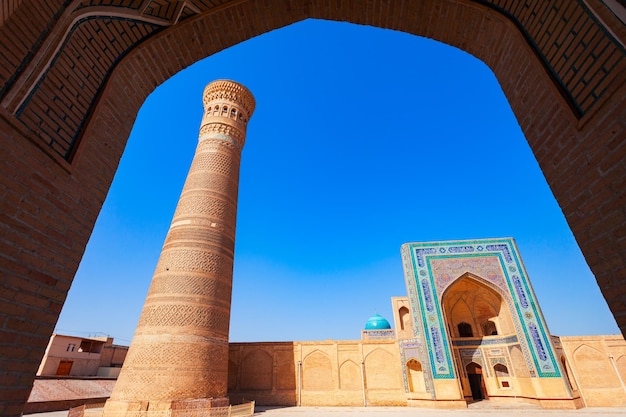 Kalyan-minaret en moskee in Buchara, Oezbekistan