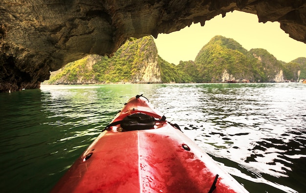 Kanoën in Halong