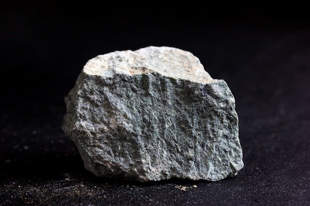 Каолинитовый камень