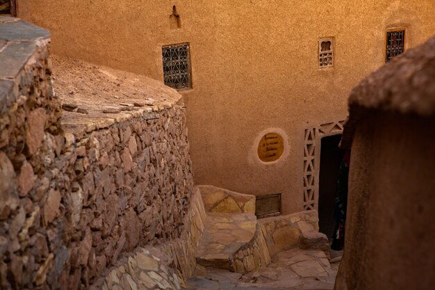 Kasbah Ait ben Haddou in Marokko met forten en traditionele lemen huizen