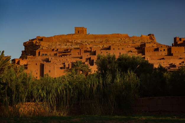 Kasbah Ait ben Haddou in Marokko met forten en traditionele lemen huizen