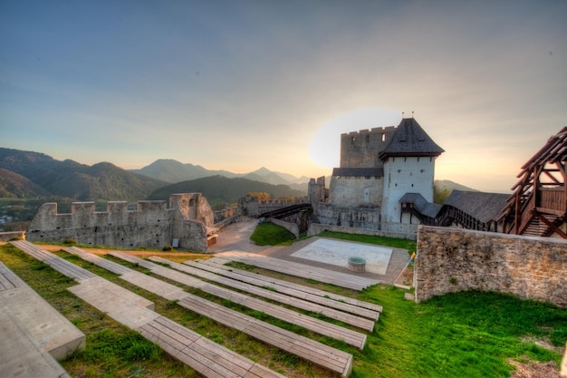 Kasteel in Celje tegen de lucht