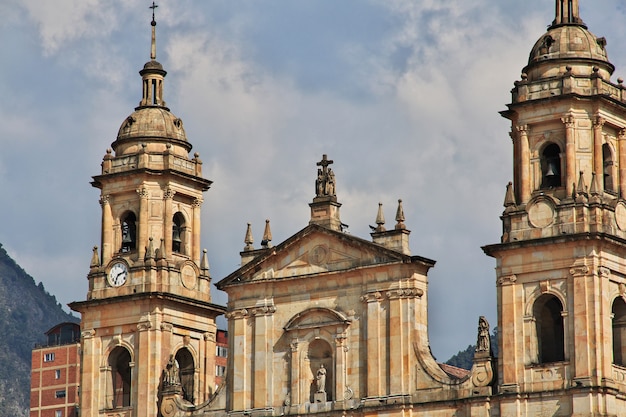 Kathedraal op Bolivar-plein in Bogota, Colombia, Zuid-Amerika