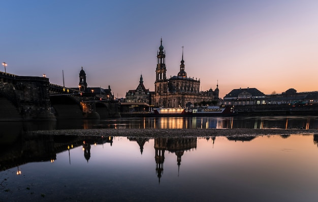 Katholische Hofkirche in Dresden by river