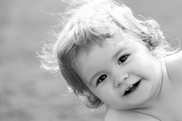 Kaukasische baby kind portret close-up Kids gezicht