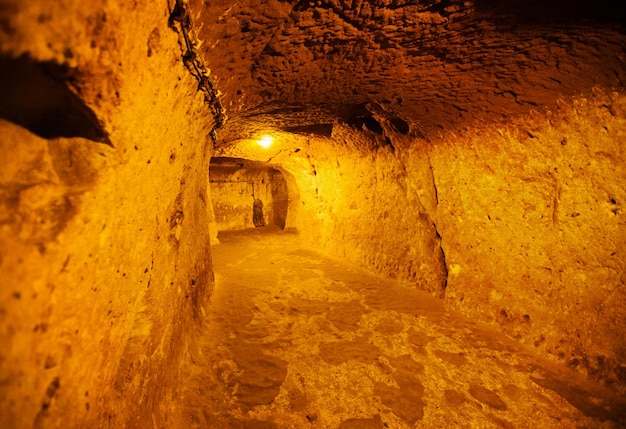 Photo kaymakli underground city nevsehir turkey