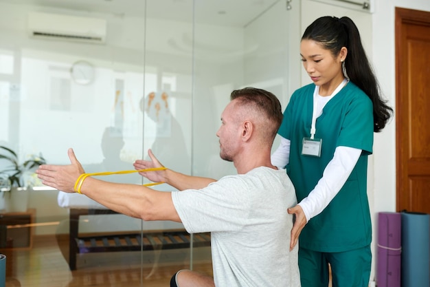 Keeping back straight when exercising