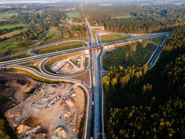 Фото Перекресток автомагистрали kekava bypass в латвии концепция транспорта и коммуникаций дорога рига бауска и часть международной дороги e67 via baltica