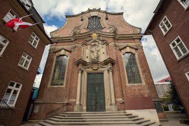 Kerk Kirche St Joseph in de voorgevelmening van Hamburg Duitsland