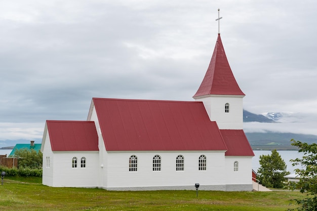 Kerk van Hrisey in IJsland