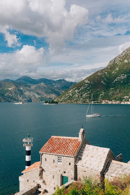 Kerk van Onze Lieve Vrouw van de Engelen in Donji Stoliv, Montenegro