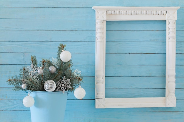 Kerst decor op blauwe houten achtergrond