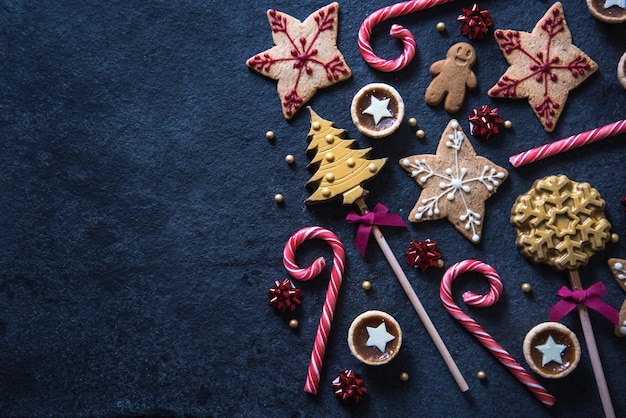 Kerst feestelijke snoepjes eten achtergrond