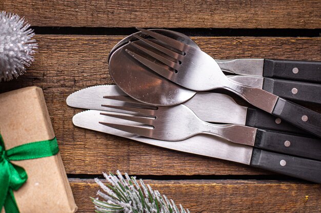 kerst tafel setting feestelijk bestek vork mes servies nieuwjaar maaltijd op tafel kopieer ruimte