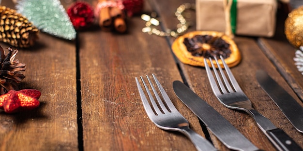 kerst tafel setting feestelijk bestek vork mes servies nieuwjaar maaltijd op tafel kopieer ruimte