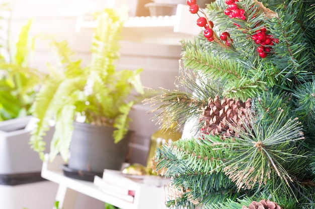 Kerstbomen Decoratie in koffiewinkel.