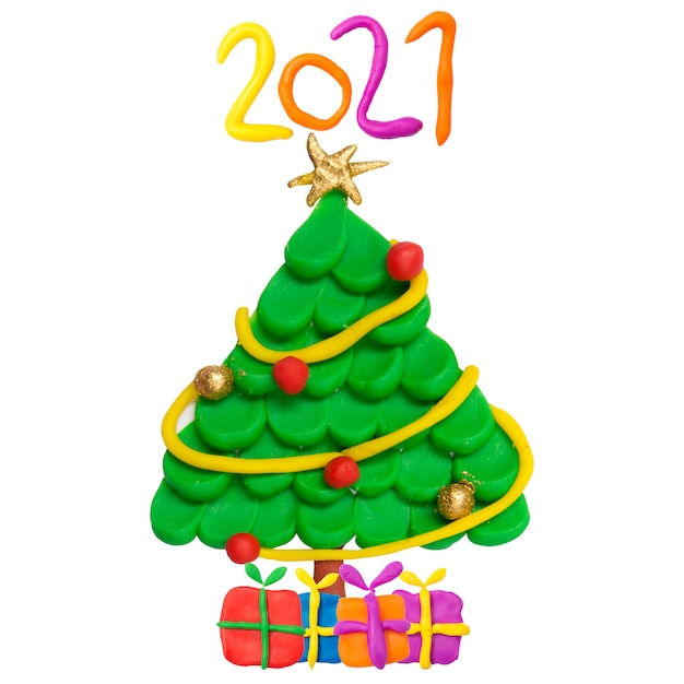 Kerstboom met ster die op witte achtergrond wordt geïsoleerd. Gouden en rode kerst bal. 2021. Kunstwerken voor kinderen.