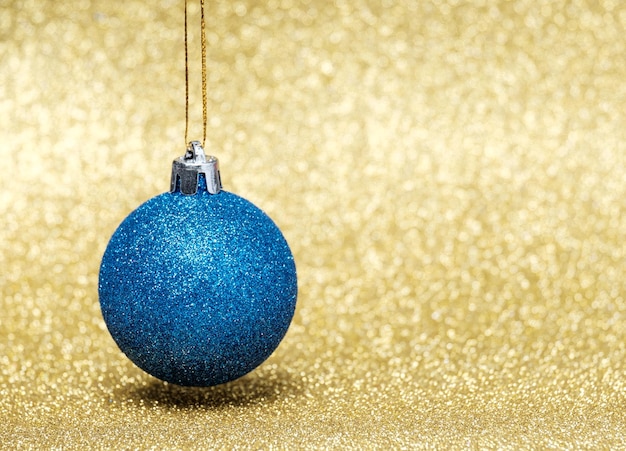 Kerstmis en Nieuwjaar decoraties op glitter achtergrond