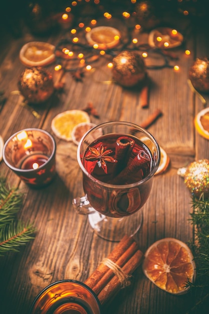 Kerstmissamenstelling met glühwein