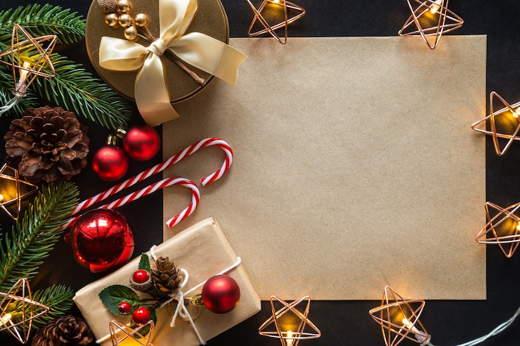 Foto kerstmissamenstelling met ornamenten