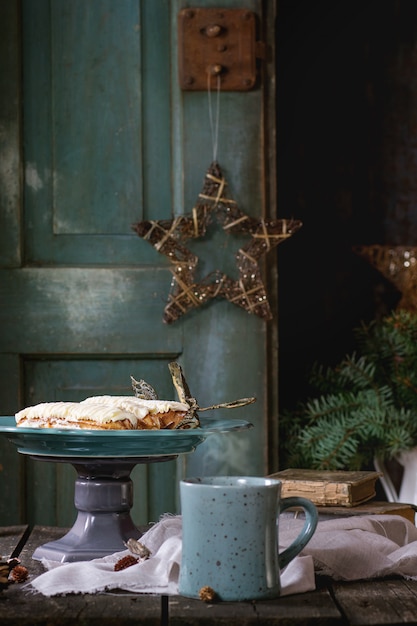 Kersttafel met Eclairs